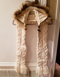 NEW True Religion Cable Knit Scarf Fur Hood White